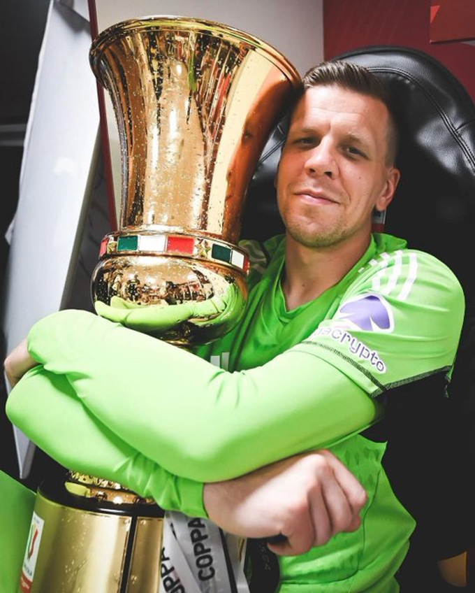 Szczesny tuyên bố giải nghệ sau khi bị Juventus chấm dứt hợp đồng