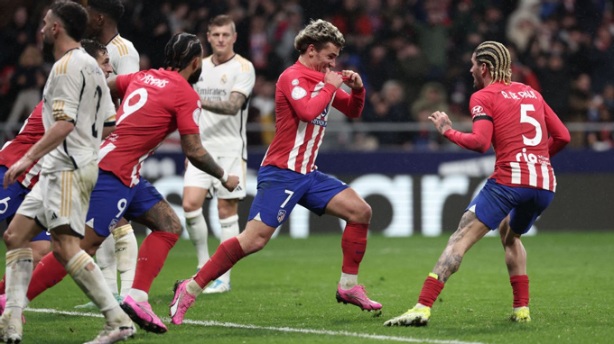 Atletico là đội gần nhất hạ được Real Madrid