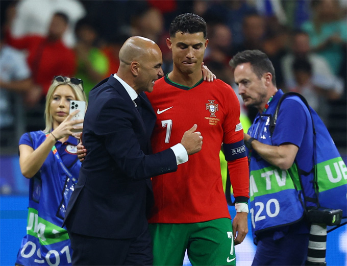 HLV Martinez tin rằng Bồ Đào Nha không phụ thuộc vào Ronaldo